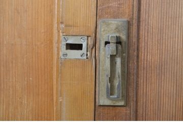 アンティーク建具　柾目の美しい板戸2枚セット(帯戸、引き戸)(R-064049)