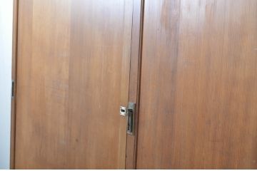 アンティーク建具　柾目の美しい板戸2枚セット(帯戸、引き戸)(R-064049)