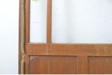 アンティーク建具　シンプルなデザインで取り入れやすい背の高いガラス戸1枚(引き戸)(R-064050)