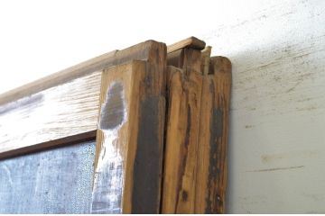 アンティーク建具　鏡板欅(ケヤキ)材1枚板　レーザー組子入り!!経年を感じる風合いが魅力の組子帯戸3枚セット(ガラス帯戸、引き戸)(R-064072)