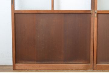 アンティーク建具　木のぬくもり感じる色合いが魅力のガラス戸2枚セット(引き戸)(R-064073)