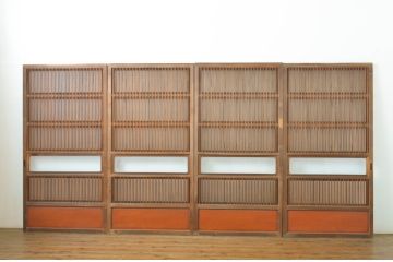 アンティーク建具　腰板欅(ケヤキ)材　和の風情が感じられる裏ガラス入り格子戸4枚セット(ガラス帯戸、引き戸、ガラス戸)(R-064076)