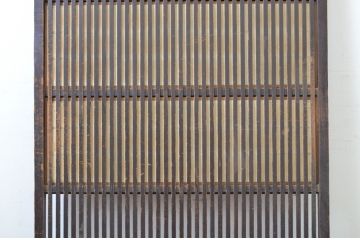 アンティーク建具　和の風情が感じられる裏障子付き格子戸1枚(障子戸、引き戸)(R-064080)
