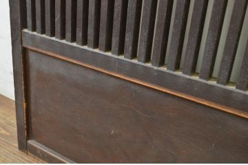アンティーク建具　腰板欅(ケヤキ)材　和モダンな空間づくりにおすすめの荒格子戸1枚(引き戸)(R-064081)