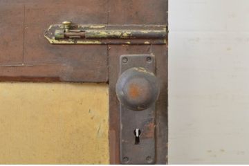 アンティーク建具　ペイント仕上げ限定　レトロな雰囲気を醸し出すドア1枚(扉、木製扉、玄関ドア)(R-064097)