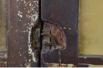 アンティーク建具　ペイント仕上げ限定　時を経て刻まれた風合いが魅力の引き戸2枚セット(R-064100)