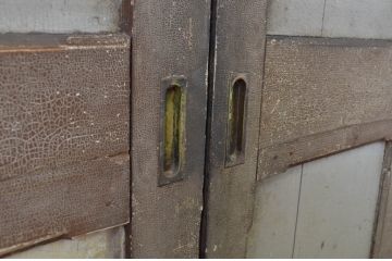 アンティーク建具　ペイント仕上げ限定　時を経て刻まれた風合いが魅力の引き戸2枚セット(R-064100)