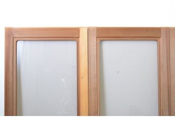 アンティーク建具　シンプルなデザインでどんなテイストにも取り入れやすい幅狭ガラス戸4枚セット(引き戸)(R-064110)