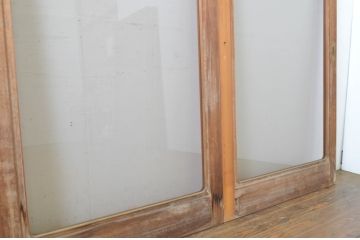 中古　スモークガラス入り　シンプルで取り入れやすい数寄屋の大判ガラス戸4枚セット(引き戸)(R-064112)