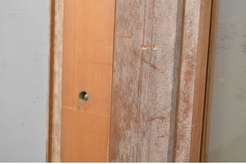 中古　スモークガラス入り　シンプルで取り入れやすい数寄屋の大判ガラス戸4枚セット(引き戸)(R-064113)