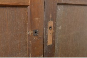 アンティーク建具　どこか懐かしい雰囲気漂う引き戸2枚セット(ガラス戸、板戸)(R-064115)