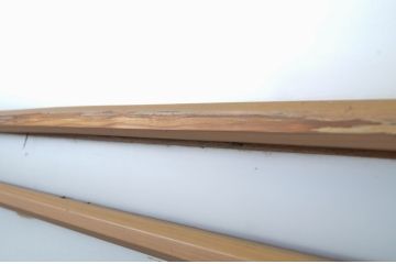アンティーク建具　ペイント仕上げ限定　レトロな空間づくりにオススメのガラス戸2枚セット(引き戸)(R-064116)
