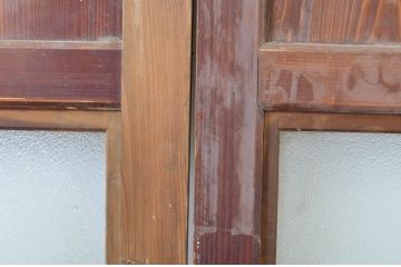 アンティーク建具　経年を感じる風合いが魅力のガラス帯戸2枚セット(引き戸、板戸)(R-064118)