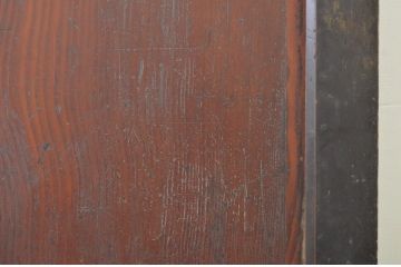 アンティーク建具　漆塗り　杉材一枚板　杢目の良い板戸2枚セット(帯戸、引き戸)(R-064123)