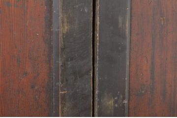 アンティーク建具　漆塗り　杉材一枚板　杢目の良い板戸2枚セット(帯戸、引き戸)(R-064123)