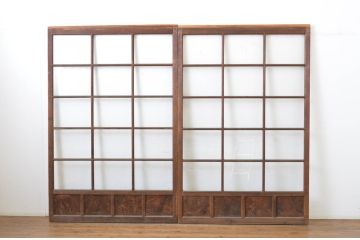アンティーク建具　上品な和の空間づくりにおすすめの幅広ガラス戸2枚セット(引き戸)(R-064131)