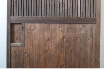 アンティーク建具　経年による風合いが味わい深い格子蔵戸1枚(玄関戸、引き戸)(R-064134)