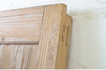 アンティーク建具　杉材　枯れた味わいのある蔵戸1枚(玄関戸、木製戸、引き戸)(R-064138)