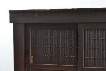 和製アンティーク　凛とした美しさが上品な和を演出してくれる近江水屋箪笥サイドボード(食器棚、戸棚、収納棚、キャビネット)(R-064152)