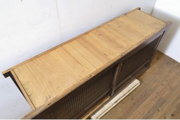 和製アンティーク　凛とした美しさが上品な和を演出してくれる近江水屋箪笥サイドボード(食器棚、戸棚、収納棚、キャビネット)(R-064153)