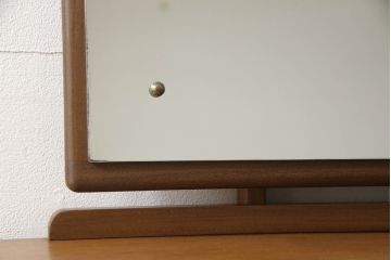 イギリスビンテージ　チーク材　北欧テイストのお部屋におすすめ!!洗練された佇まいが美しいドレッシングチェスト(ドレッサー、鏡台、化粧台、ミラー、ヴィンテージ)(R-064159)