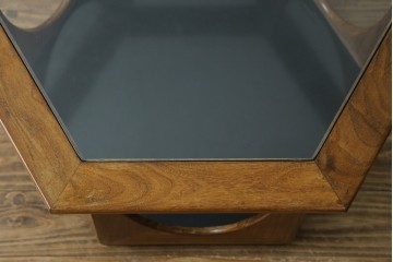 イギリスビンテージ　G-PLAN(ジープラン)　Fresco(フレスコ)　ガラストップがおしゃれなローテーブル　(R-064162)