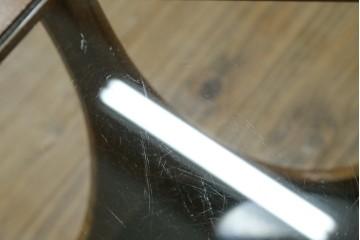 イギリスビンテージ　G-PLAN(ジープラン)　Fresco(フレスコ)　ガラストップがおしゃれなローテーブル　(R-064162)