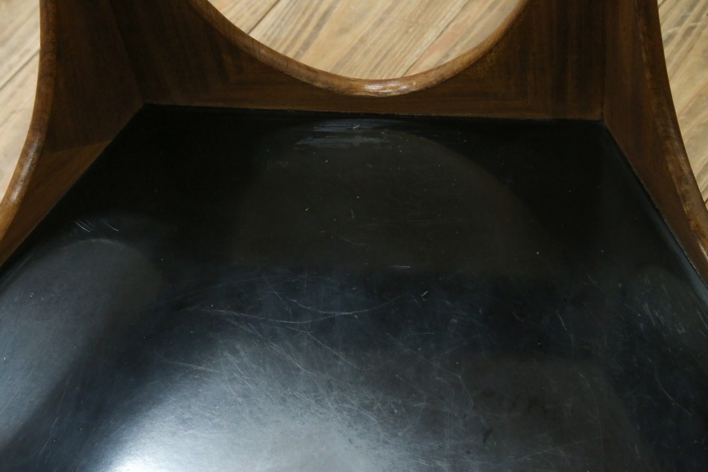 イギリスビンテージ　G-PLAN(ジープラン)　Fresco(フレスコ)　ガラストップがおしゃれなローテーブル　(R-064162)