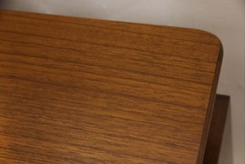 イギリスビンテージ　G-PLAN(ジープラン)　BBシリーズ　スタイリッシュなデザインが高級感を醸し出すドレッサー(北欧、三面鏡、化粧台、鏡台、ミラー、ヴィンテージ)(R-064167)