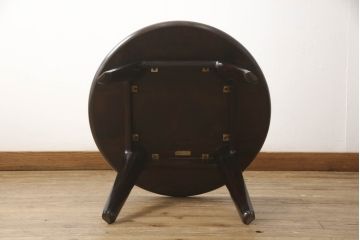 中古　松本民芸家具　#69型丸茶卓　シックな色合いが上品な丸テーブル(カフェテーブル、コーヒーテーブル、センターテーブル、座卓)(定価約14万円)(R-064175)