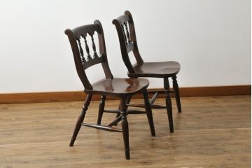 中古　松本民芸家具　#49型A　背もたれの美しいデザインが印象的なワイコムチェア2脚セット(板座チェア、ダイニングチェア、椅子、イス)(定価2脚で約22万円)(R-064180)