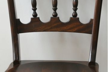 中古　松本民芸家具　#49型A　背もたれの美しいデザインが印象的なワイコムチェア2脚セット(板座チェア、ダイニングチェア、椅子、イス)(定価2脚で約22万円)(R-064180)