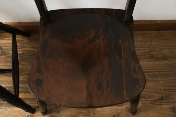 中古　松本民芸家具　#49型A　背もたれの美しいデザインが印象的なワイコムチェア2脚セット(板座チェア、ダイニングチェア、椅子、イス)(定価2脚で約22万円)(R-064180)