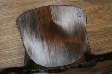 中古　松本民芸家具　#49型A　背もたれの美しいデザインが印象的なワイコムチェア2脚セット(板座チェア、ダイニングチェア、椅子、イス)(定価2脚で約22万円)(R-064180)