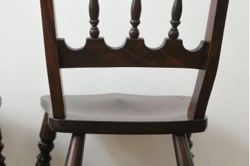 中古　松本民芸家具　#49型A　背もたれの美しいデザインが印象的なワイコムチェア2脚セット(板座チェア、ダイニングチェア、椅子、イス)(定価2脚で約22万円)(R-064180)