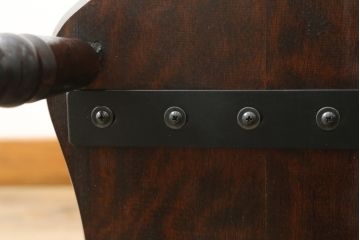 中古　松本民芸家具　#49型A　背もたれの美しいデザインが印象的なワイコムチェア2脚セット(板座チェア、ダイニングチェア、椅子、イス)(定価2脚で約22万円)(R-064180)