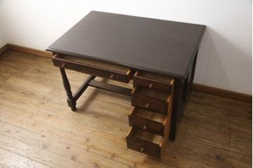 中古　美品　松本民芸家具　T型片袖机　美しい木目とクラシカルな佇まいが魅力的なデスク(机、ワークデスク、在宅用、在宅ワーク用)(定価約42万円)(R-064188)