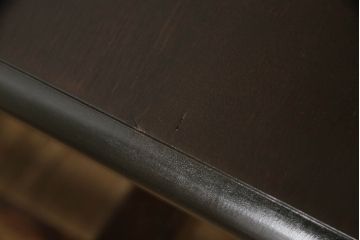 中古　美品　松本民芸家具　T型片袖机　美しい木目とクラシカルな佇まいが魅力的なデスク(机、ワークデスク、在宅用、在宅ワーク用)(定価約42万円)(R-064188)