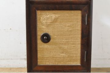 中古　松本民芸家具　上品な和の趣き漂うA型電話台(花台、飾り台、収納棚、戸棚、サイドテーブル)(定価約13万円)(R-064193)