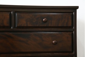 中古　美品　松本民芸家具　深い色合いがシックな雰囲気を醸し出すチェスト　(R-064199)