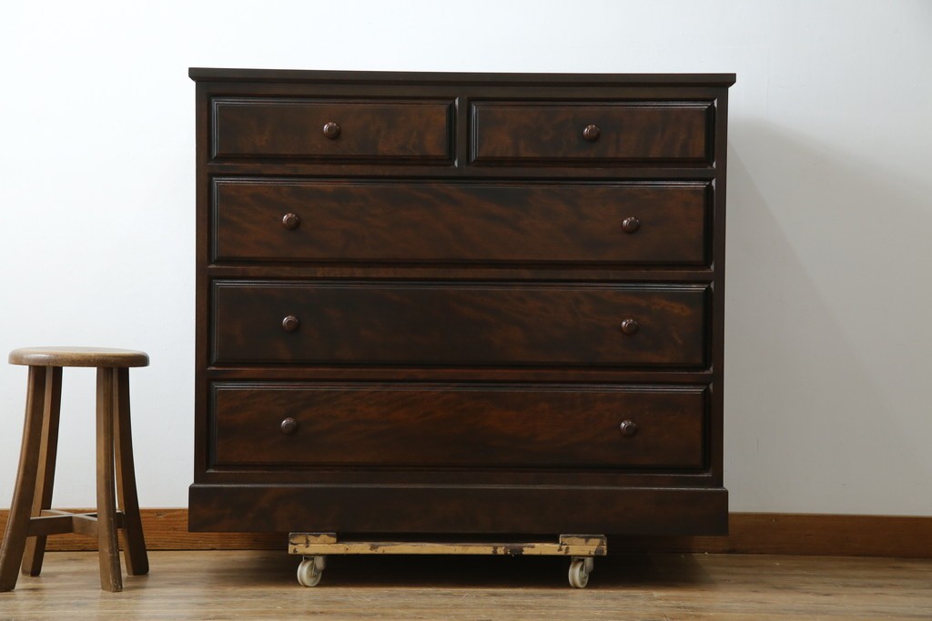 中古　美品　松本民芸家具　深い色合いがシックな雰囲気を醸し出すチェスト　(R-064199)