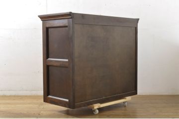 中古　美品　松本民芸家具　脚(台輪)付きリメイク　直線的なデザインがシックな印象の和タンス(収納棚、着物箪笥、戸棚、引き出し、衣装盆)(R-064200)