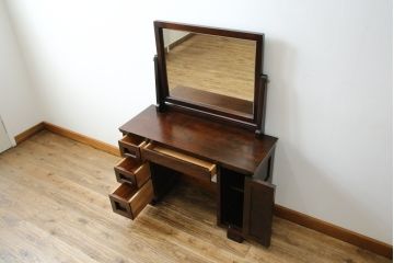 中古　美品　松本民芸家具　#309型一面鏡　品のあるシックな色合いがクラシカルな雰囲気を醸し出すドレッサー(鏡台、化粧台、ミラー)(定価約37万円)(R-064201)