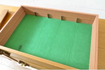 イギリスビンテージ　チーク材　ビューティリティ(Beautility)　北欧デザインでスタイリッシュなサイドボード(リビングボード、テレビ台、テレビボード、サイドキャビネット、収納棚、戸棚、ヴィンテージ)(R-064210)