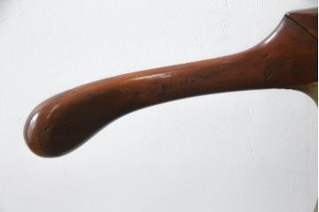 中古　美品　高級品　JONATHAN CHARLES(ジョナサンチャールズ)　マホガニー材　クラシカルな佇まいが印象的なバレットスタンド(ハンガースタンド、ハンガーラック、スーツスタンド、コートスタンド、ジュエリーケース付き、アンティーク風)(R-064211)