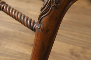 中古　美品　高級品　JONATHAN CHARLES(ジョナサンチャールズ)　マホガニー材　クラシカルな佇まいが印象的なバレットスタンド(ハンガースタンド、ハンガーラック、スーツスタンド、コートスタンド、ジュエリーケース付き、アンティーク風)(R-064211)