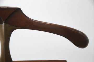 中古　美品　高級品　JONATHAN CHARLES(ジョナサンチャールズ)　マホガニー材　クラシカルな佇まいが印象的なバレットスタンド(ハンガースタンド、ハンガーラック、スーツスタンド、コートスタンド、ジュエリーケース付き、アンティーク風)(R-064211)