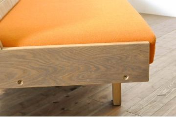 北欧ビンテージ　美品　オーク材　Hans J Wegner(ハンス・J・ウェグナー)　GETAMA (ゲタマ)　GE258　籐張りが珍しい!優しい色合いのデイベッド(ソファベッド、3人掛けソファ、トリプルソファ、3P、ヴィンテージ)(R-064213)
