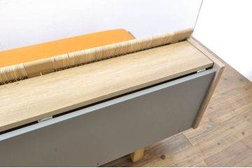 北欧ビンテージ　美品　オーク材　Hans J Wegner(ハンス・J・ウェグナー)　GETAMA (ゲタマ)　GE258　籐張りが珍しい!優しい色合いのデイベッド(ソファベッド、3人掛けソファ、トリプルソファ、3P、ヴィンテージ)(R-064213)