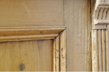 フランスアンティーク　オールドパイン材　見せる収納を楽しめるカップボード(食器棚、戸棚、収納棚、飾り棚、キャビネット)(R-064219)